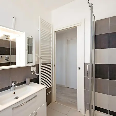 Bilocale Mezzano In Centro Apartment Varazze