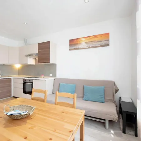 Bilocale Mezzano In Centro דירה *